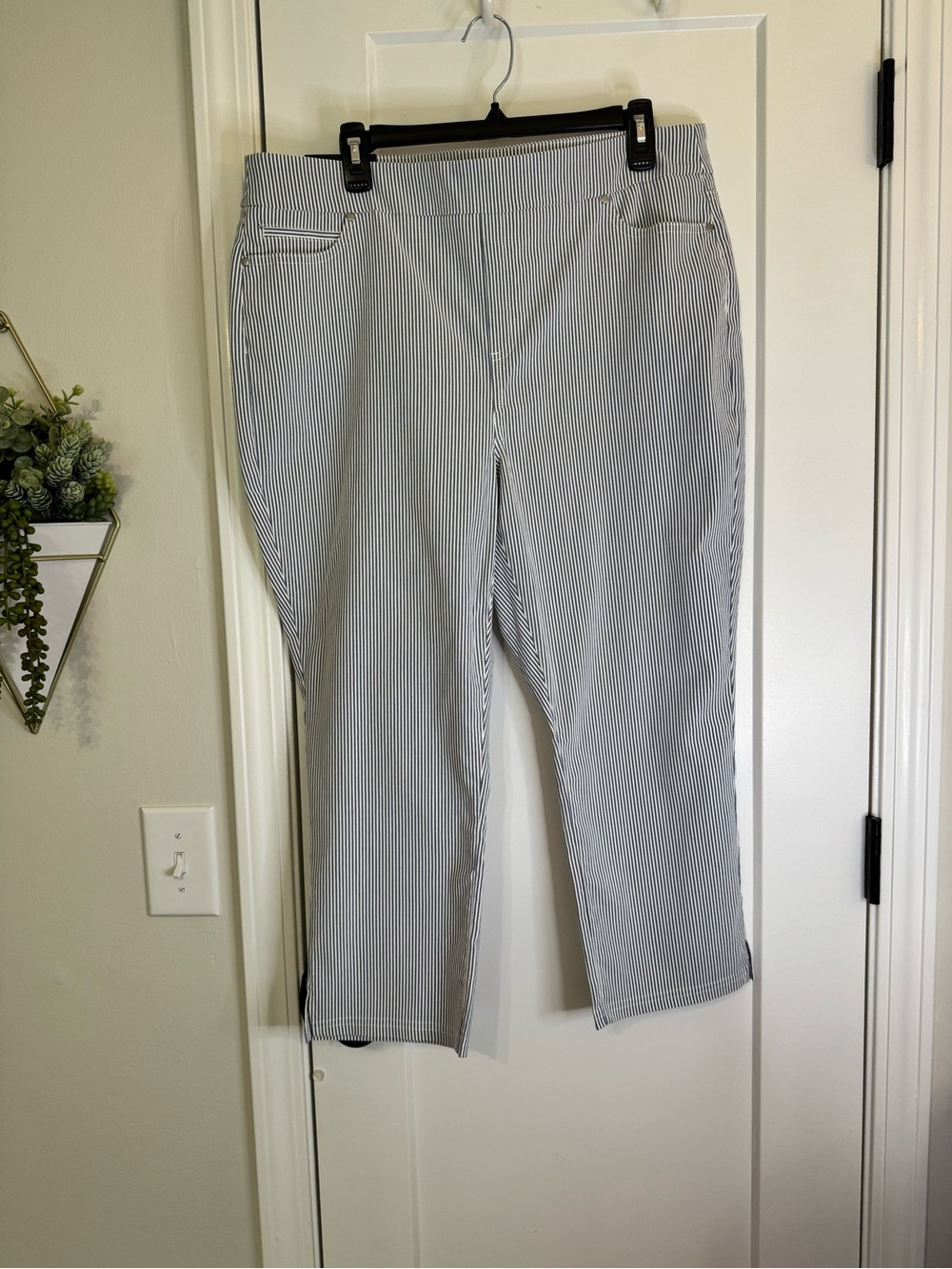 Mario Servani Italy Cropped Pant